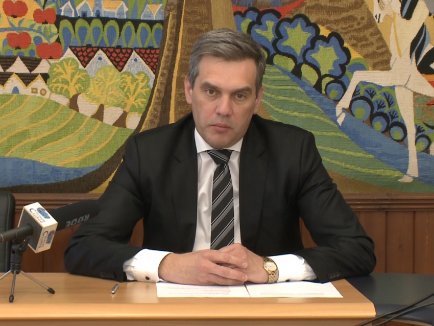 F&uuml;st&ouml;s J&aacute;nos polg&aacute;rmester 2020. j&uacute;nius 3-i sajt&oacute;t&aacute;j&eacute;koztat&oacute;ja Csurg&oacute; aktu&aacute;lis &uuml;gyeiről