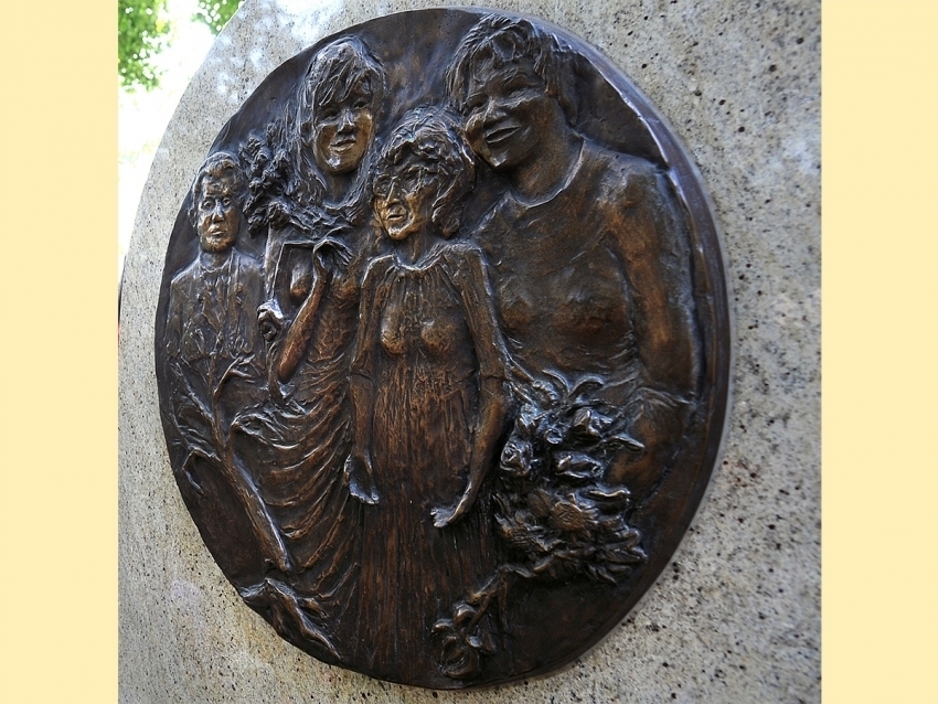 Kaslik Edit Eml&eacute;k&eacute;re Alap&iacute;tv&aacute;nyi &Ouml;szt&ouml;nd&iacute;j P&aacute;ly&aacute;zati Ki&iacute;r&aacute;sa 2019.