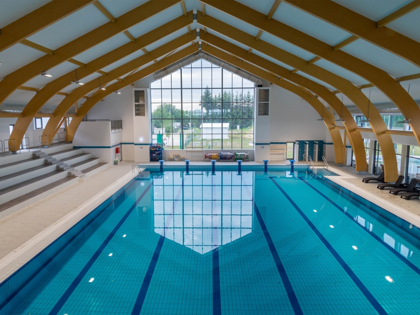 Csurg&oacute; V&aacute;rosi Uszoda - &Uuml;nnepi nyitvatart&aacute;s