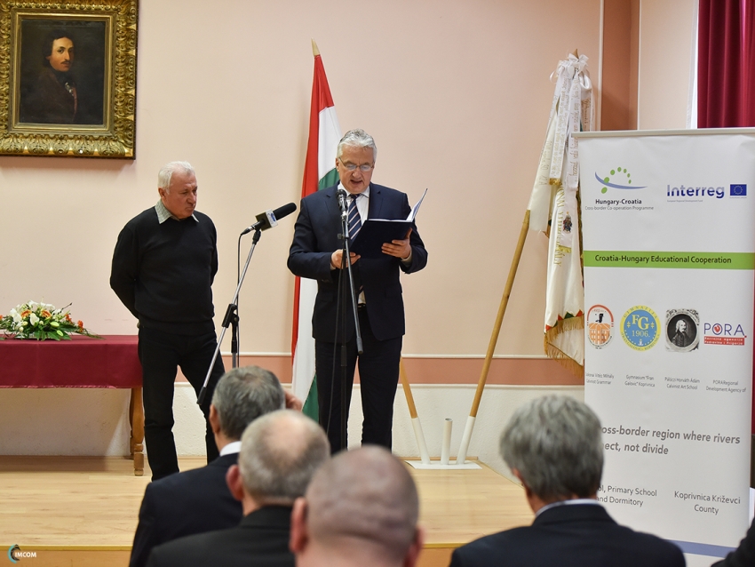 Fiumei Eml&eacute;knap volt Csurg&oacute;n